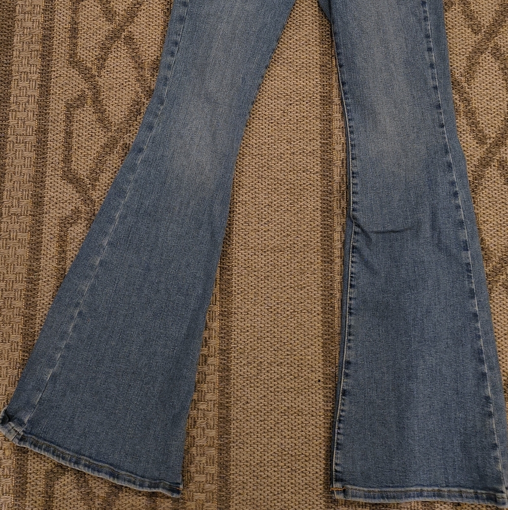 We The Free Medium Blue Flared Wide-Leg Jeans - Picture 4 of 4